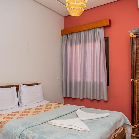 Residence Afgo Варзазат Екстериор снимка