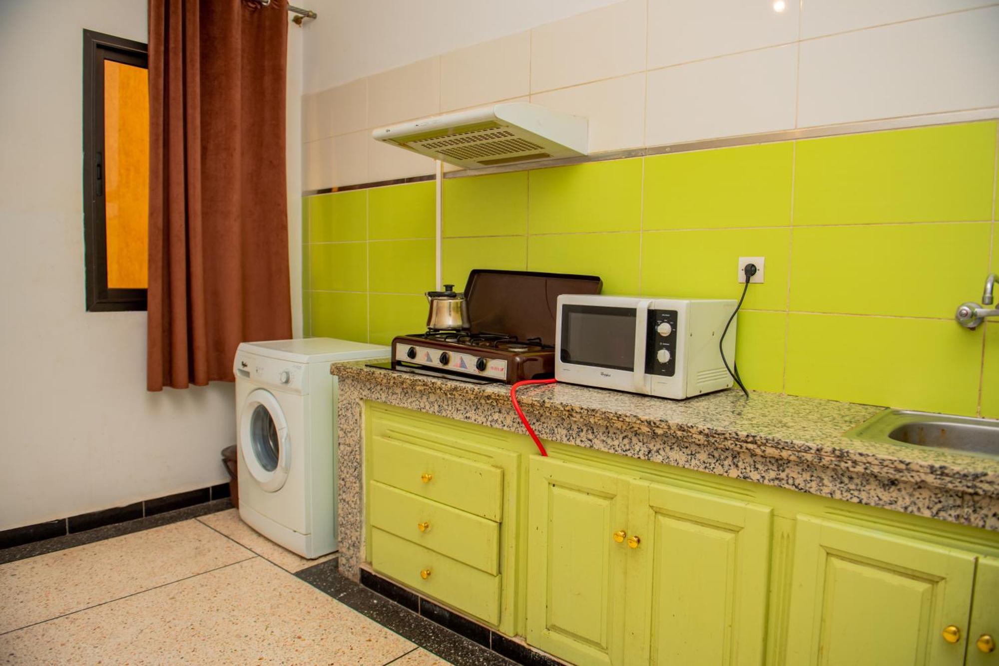 Residence Afgo Варзазат Екстериор снимка