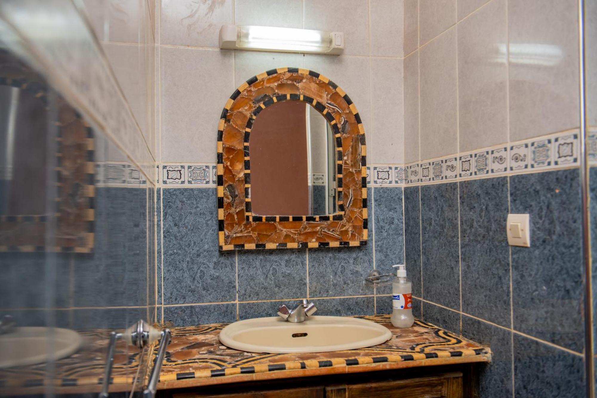 Residence Afgo Варзазат Екстериор снимка