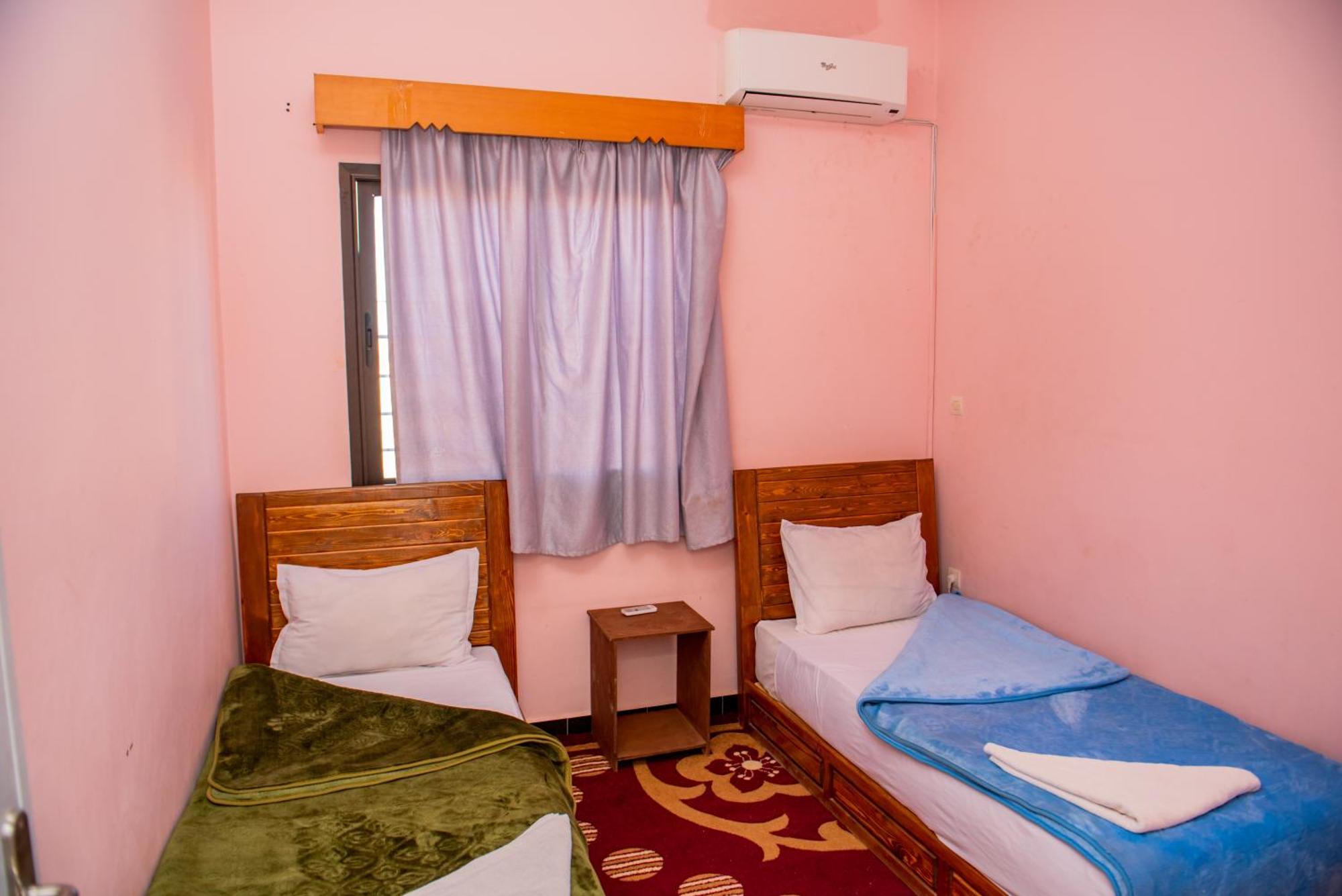 Residence Afgo Варзазат Екстериор снимка