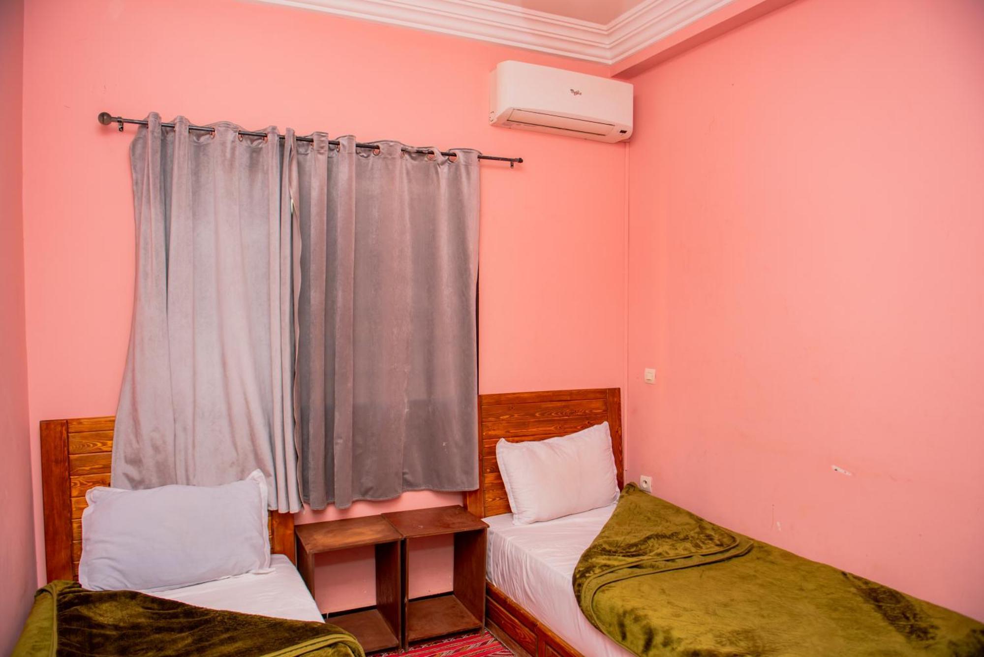 Residence Afgo Варзазат Екстериор снимка